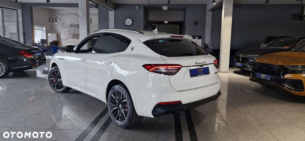 Maserati Levante - 6