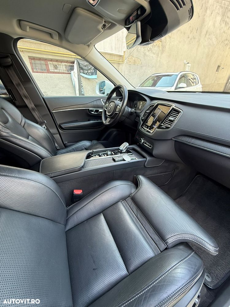 Volvo XC 90 - 18