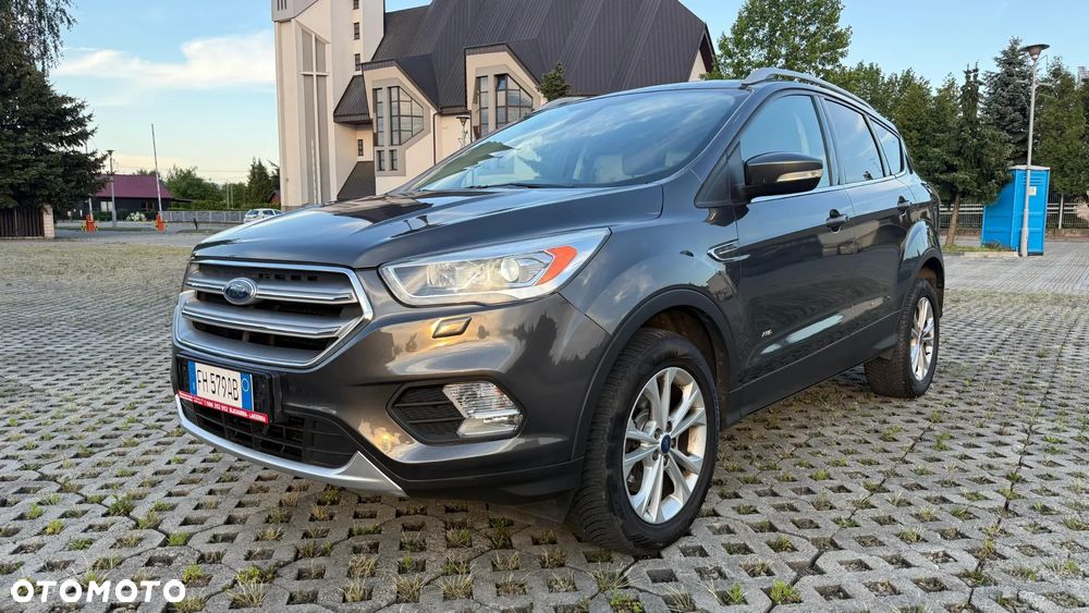 Ford Kuga 2.0 TDCi AWD Titanium - 37