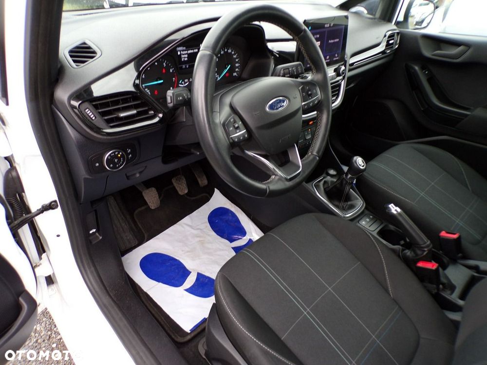 Ford Fiesta - 19
