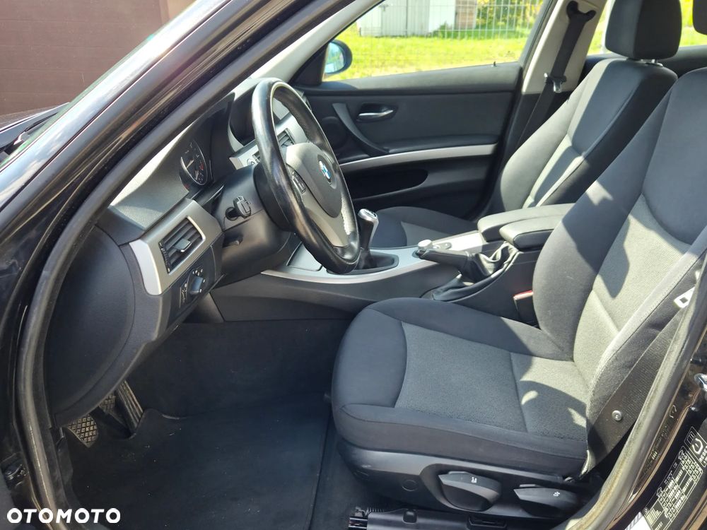 BMW Seria 3 - 11