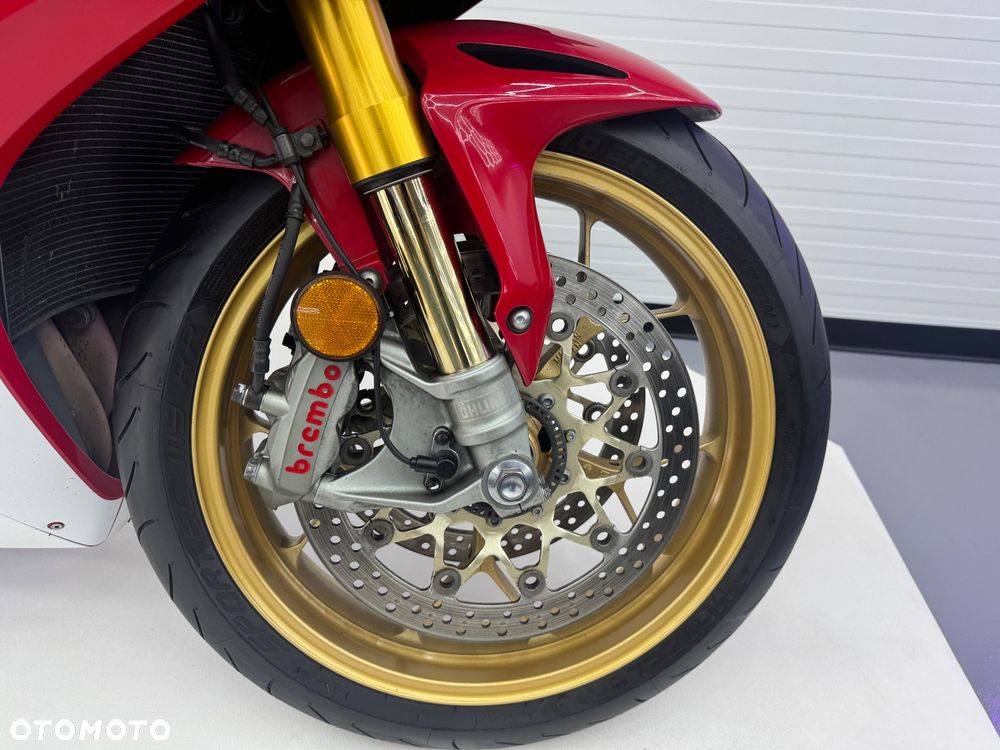 Honda CBR - 8