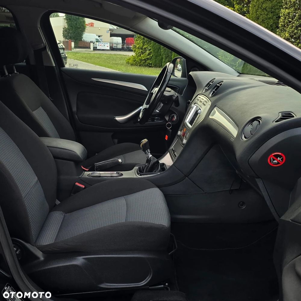 Ford Mondeo 2.0 TDCi Viva Titanium - 21