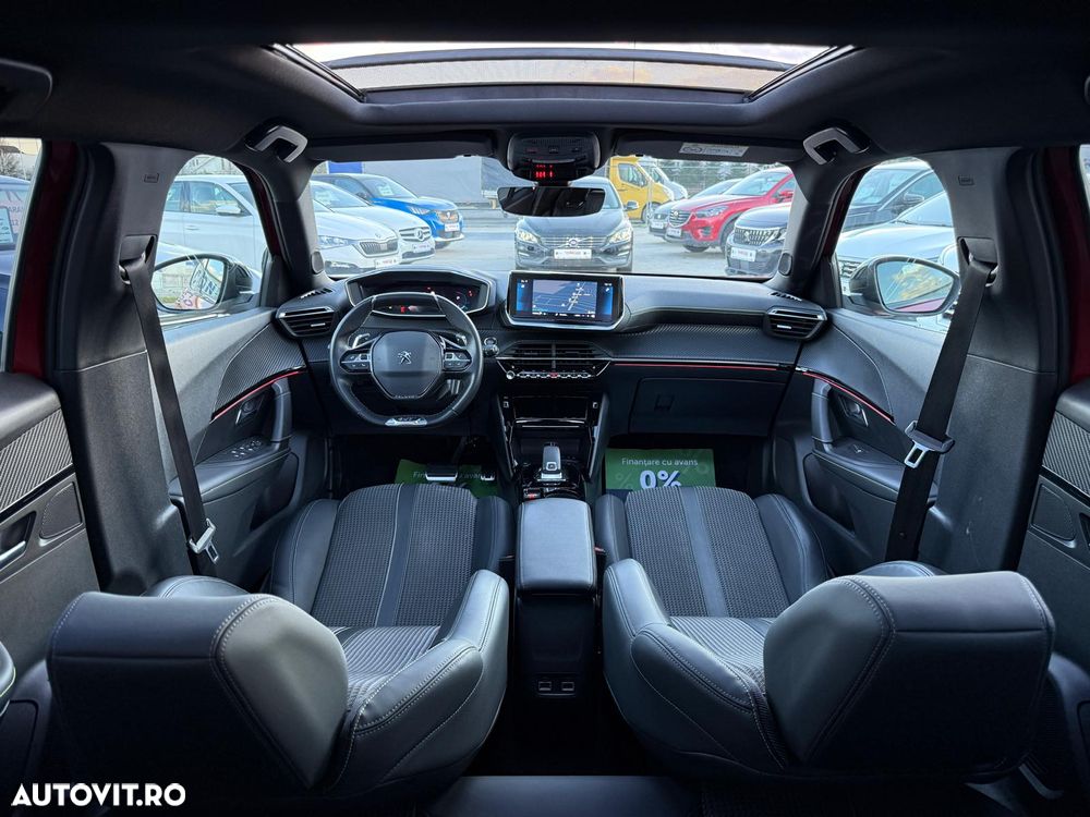 Peugeot 2008 1.2 L PureTech STT EAT8 GT Line - 8