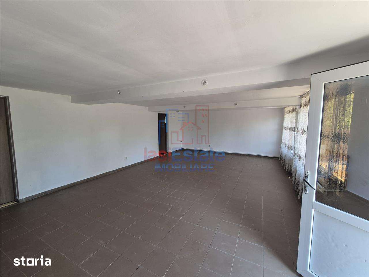 Casa noua, intr-un cadru natural deosebit la 50km de Iasi - Imagine principală: 5/8