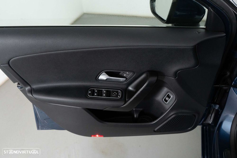 Mercedes-Benz A 250 e Progressive - 21