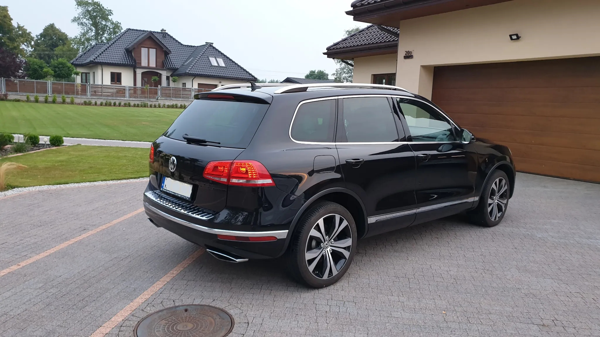 Volkswagen Touareg 4.2 V8 TDI DPF Automatik Exclusive - 16