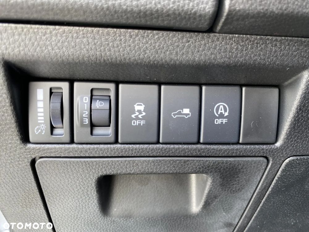 Isuzu D-Max 1.9 DC LS - 21