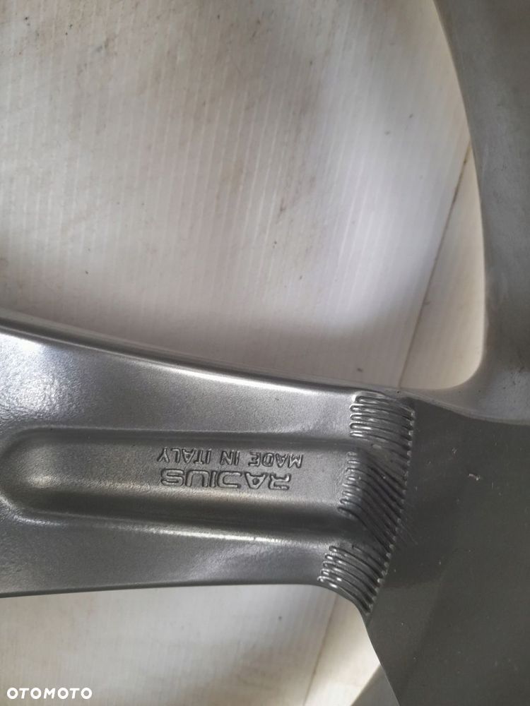 Felga aluminiowa RADIUS R6980 5X100 19 ET35 - 5