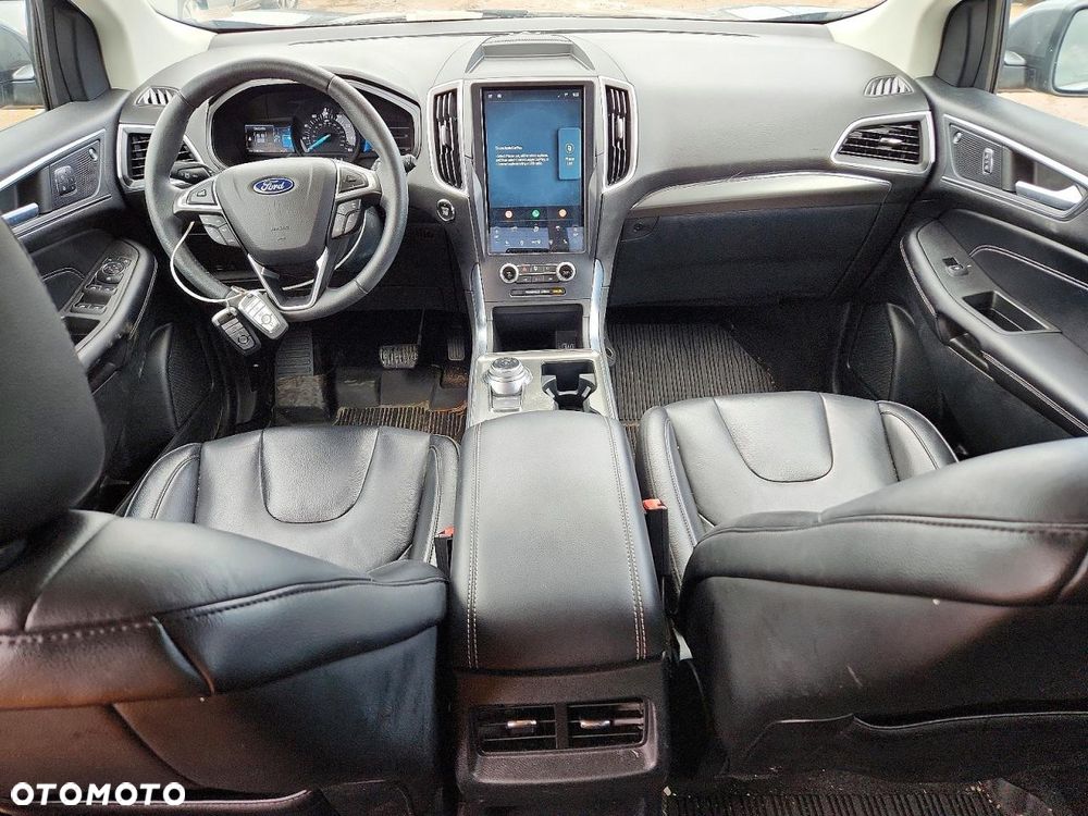 Ford Edge - 8