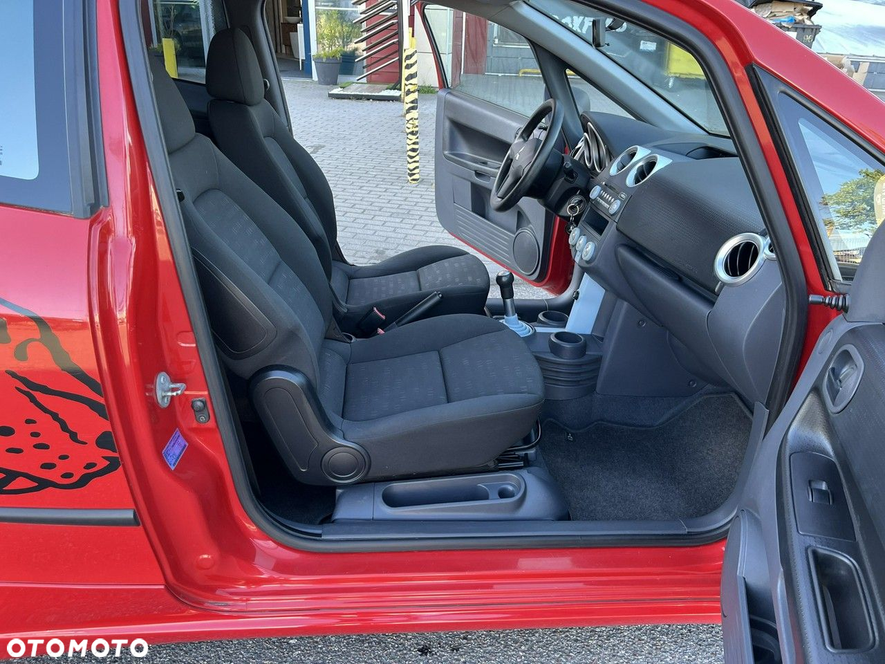 Mitsubishi Colt - 6