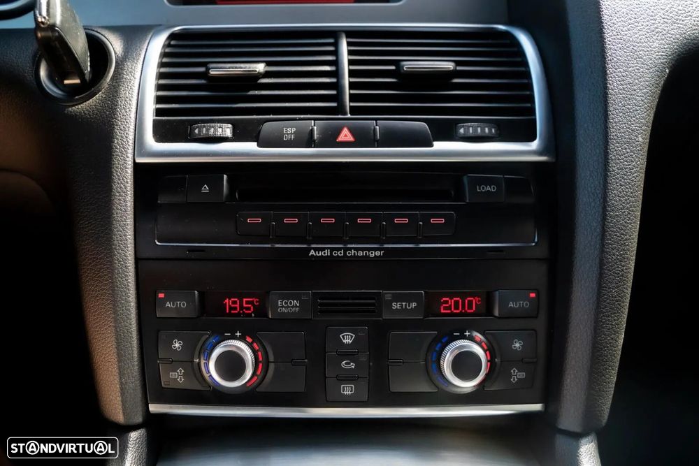 Audi Q7 3.0 TDI DPF quattro tiptronic - 24