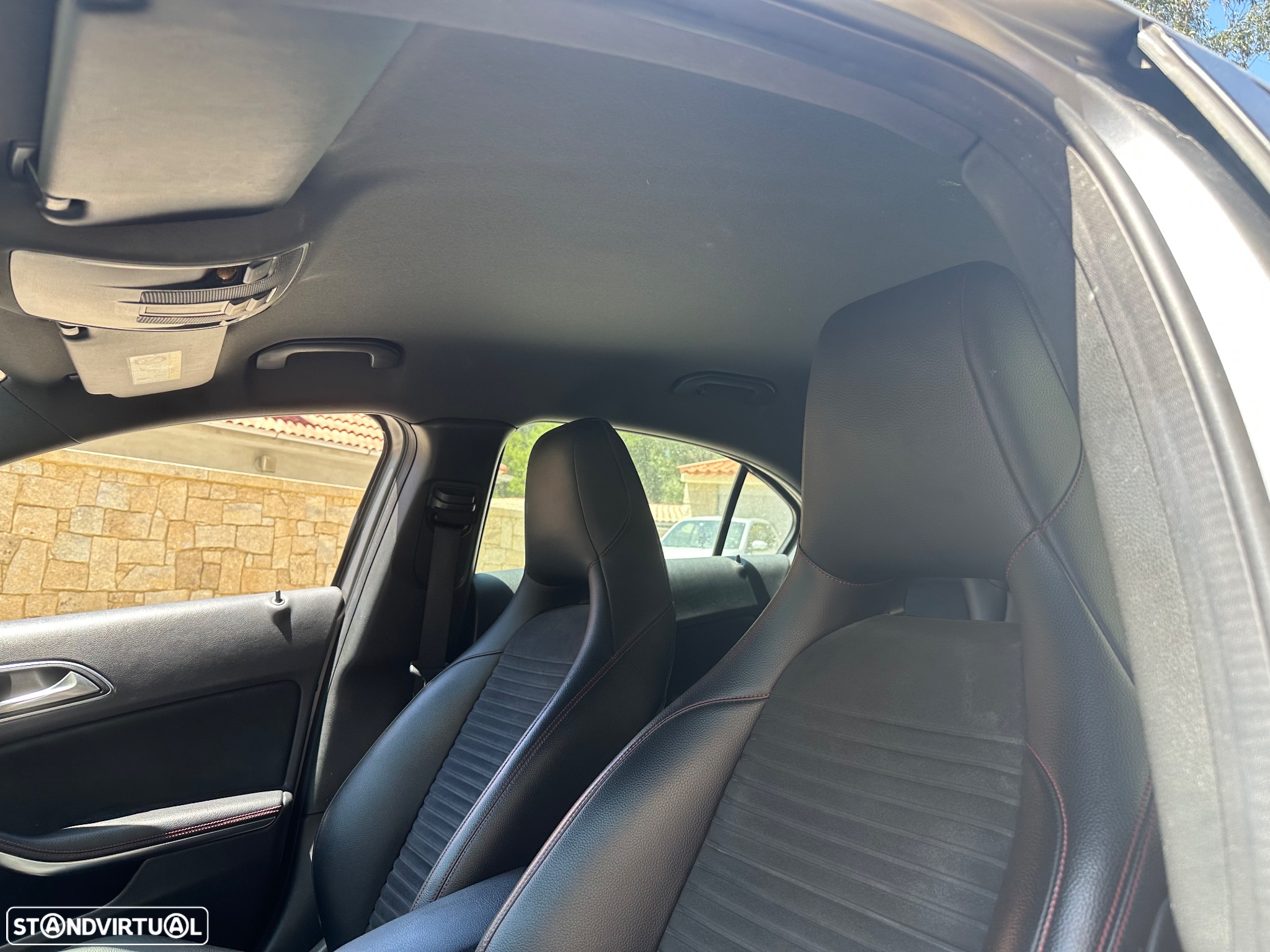 Mercedes-Benz A 180 d AMG Line - 13
