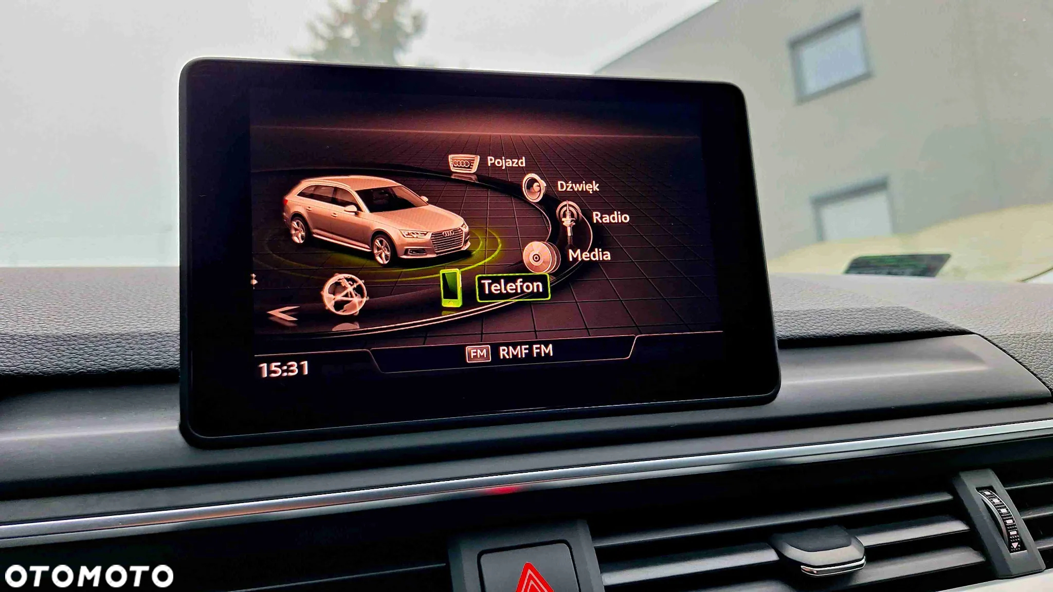 Audi A4 35 TFSI S tronic - 21