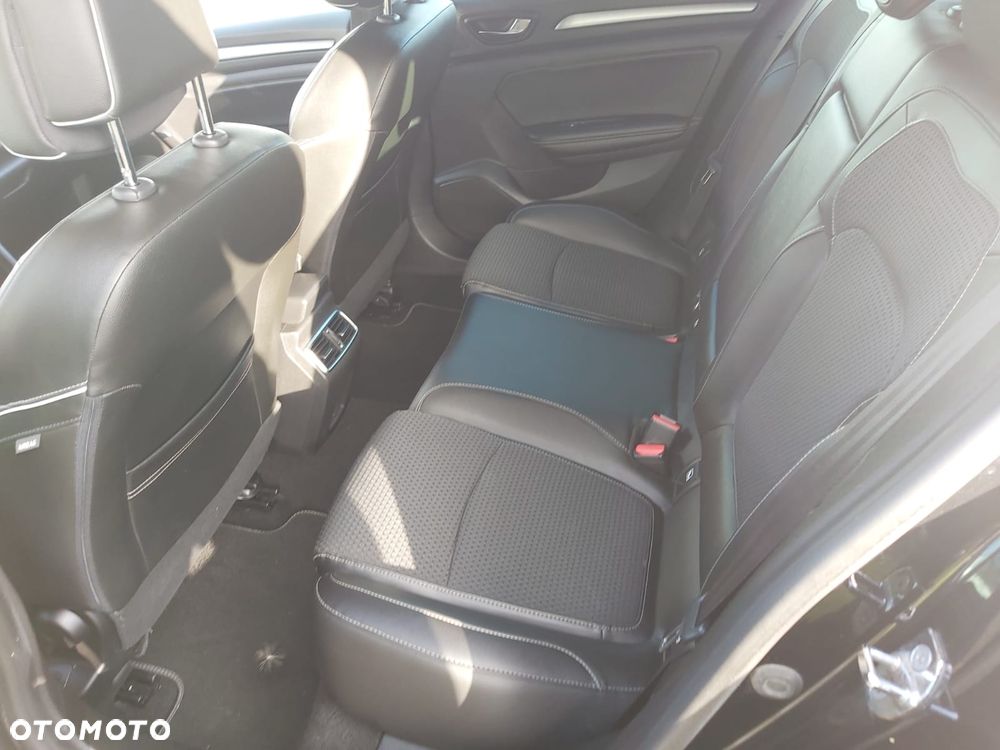 Renault Megane ENERGY TCe 130 BOSE EDITION - 18