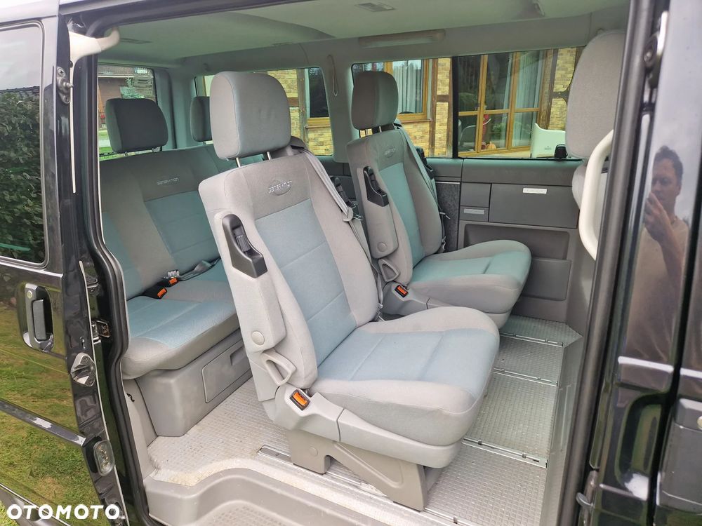 Volkswagen Multivan Standard - 11
