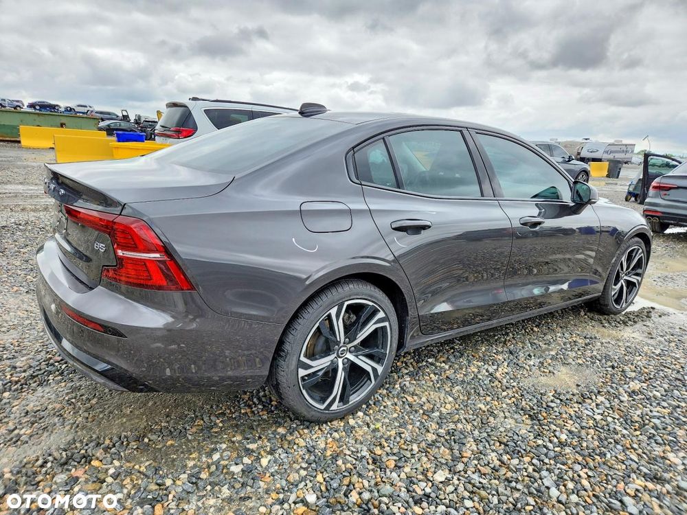 Volvo S60 - 4