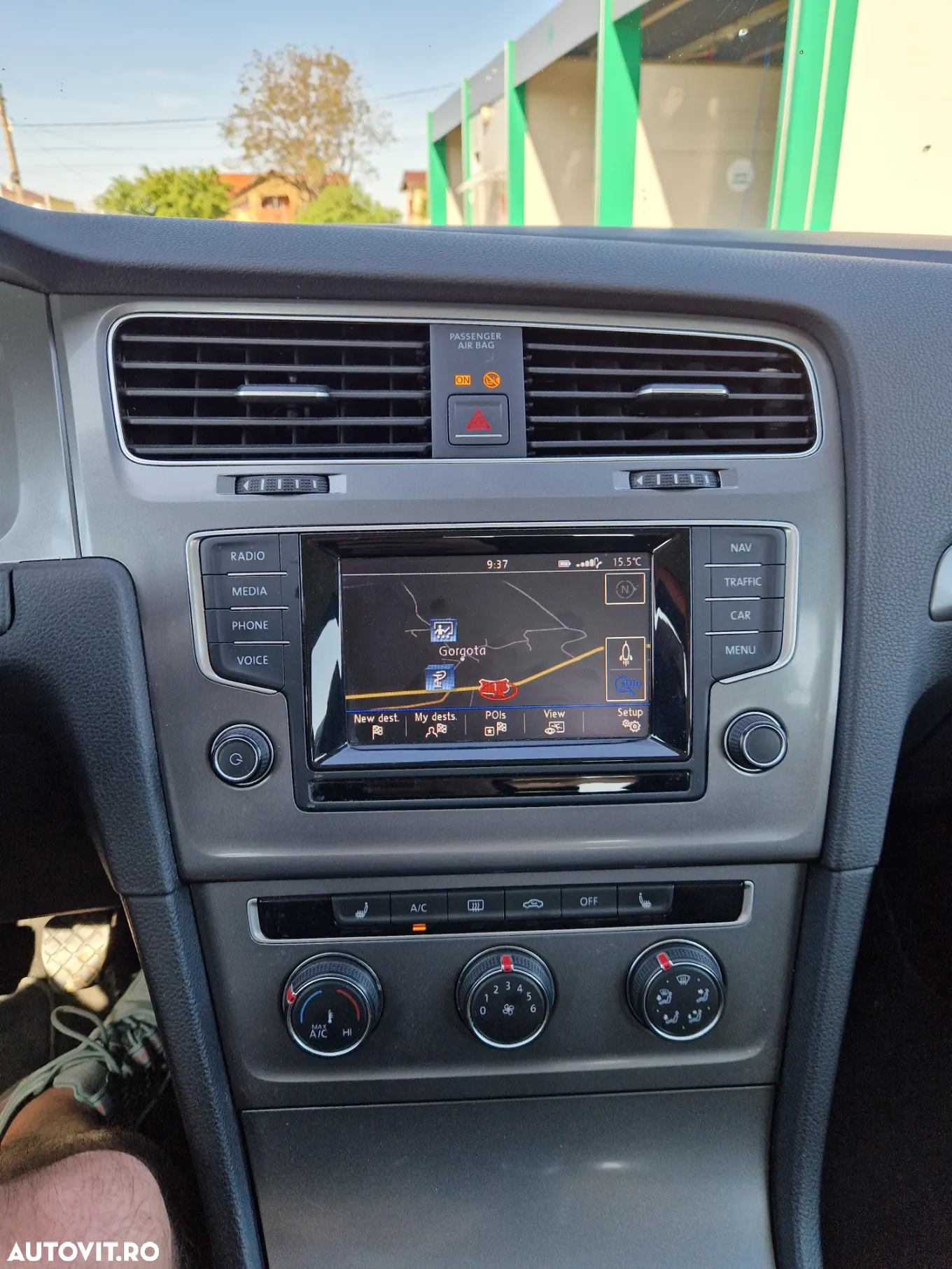 Volkswagen Golf 1.6 TDI SCR Comfortline - 16