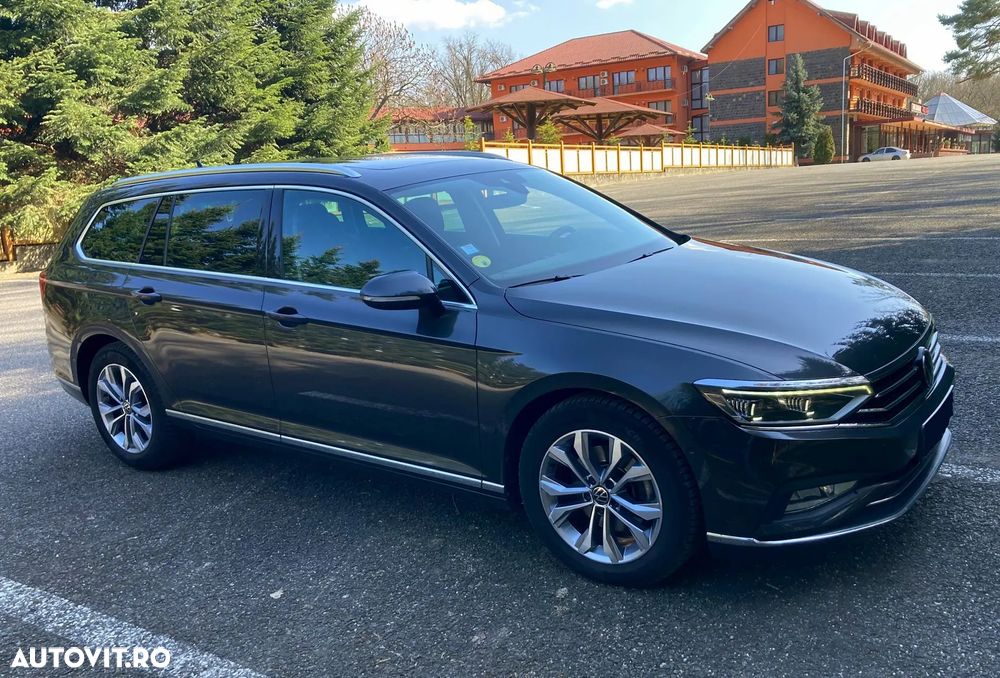 Volkswagen Passat 2.0 TDI SCR DSG Elegance - 1