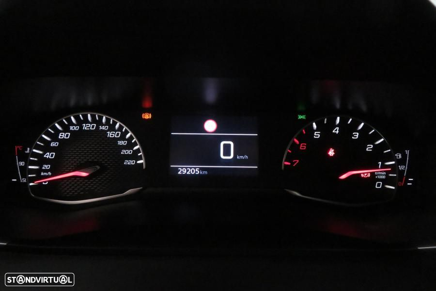 Peugeot 208 1.2 PureTech Active Pack - 26