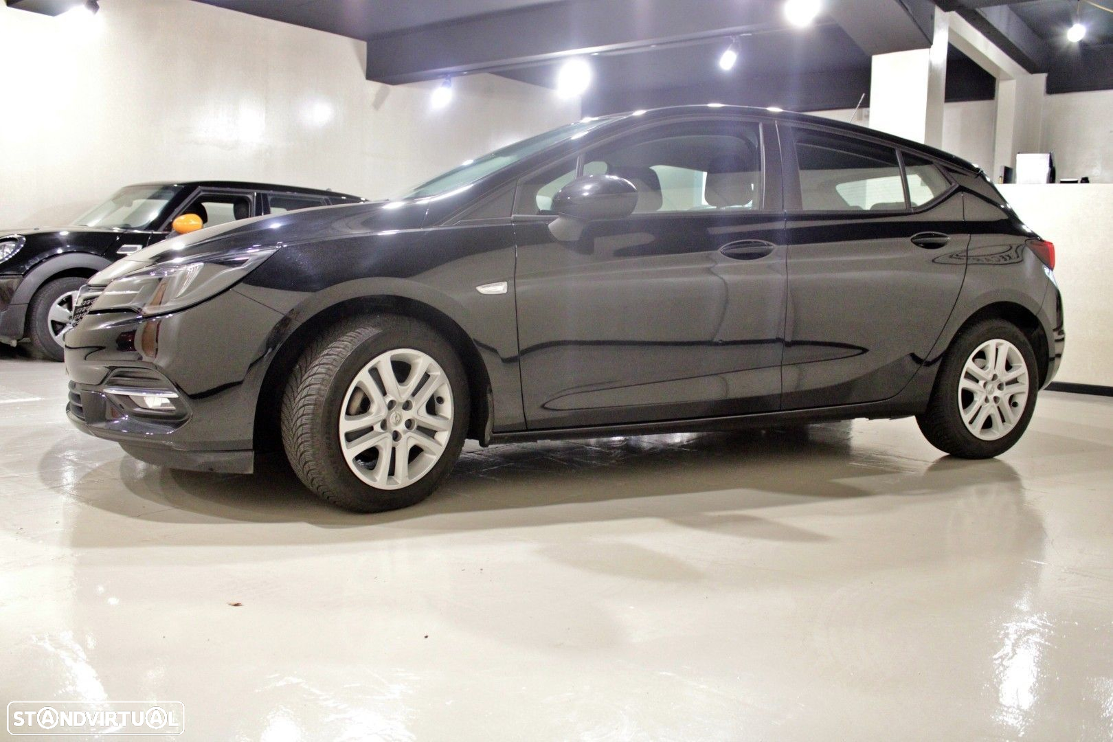 Opel Astra 1.5 D S&S Business Edition - 13