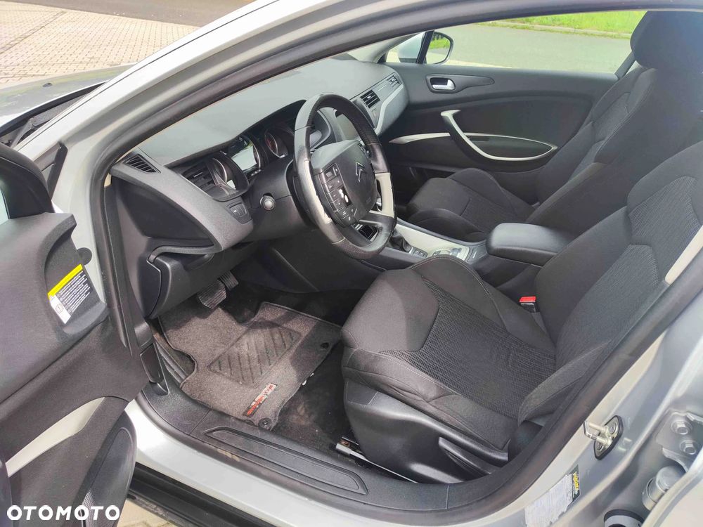Citroën C5 2.0 HDi Exclusive - 19