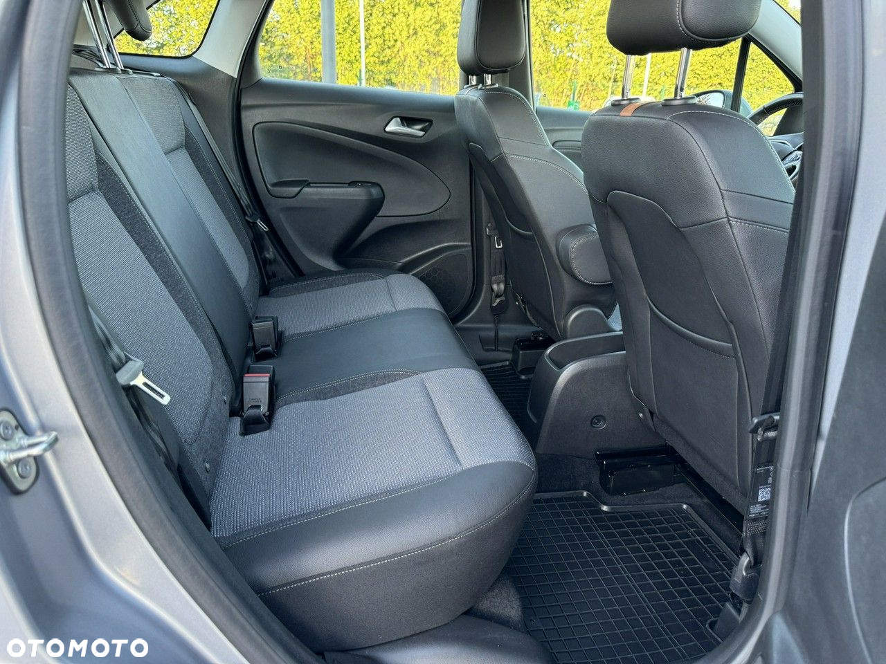 Opel Crossland 1.5 Diesel Business Edition - 34