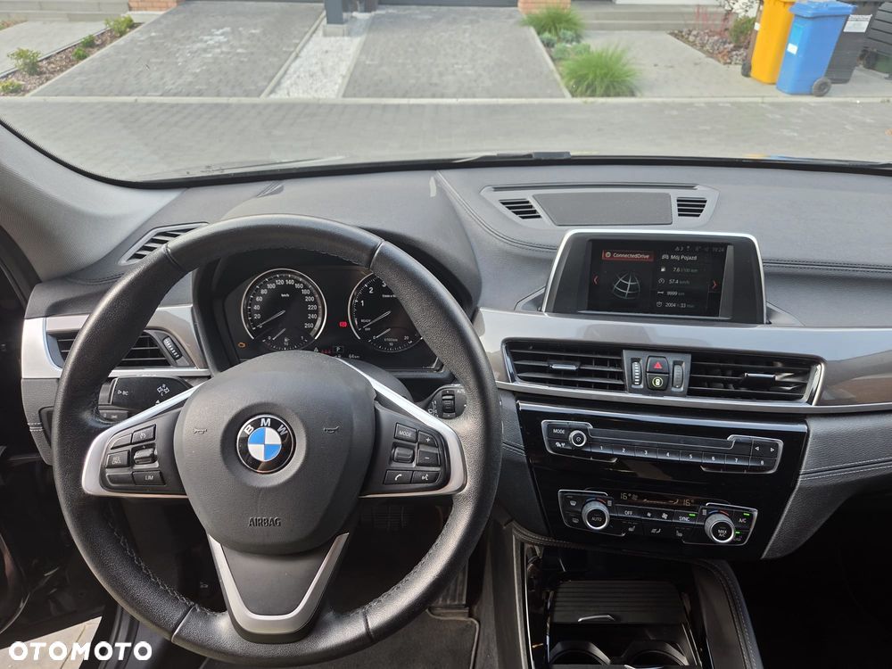BMW X1 sDrive18i xLine - 7