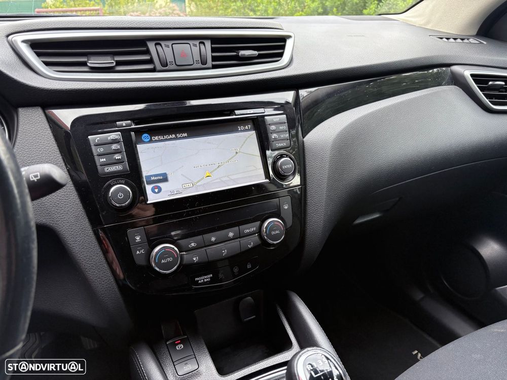 Nissan Qashqai 1.5 dCi N-Connecta Business - 47