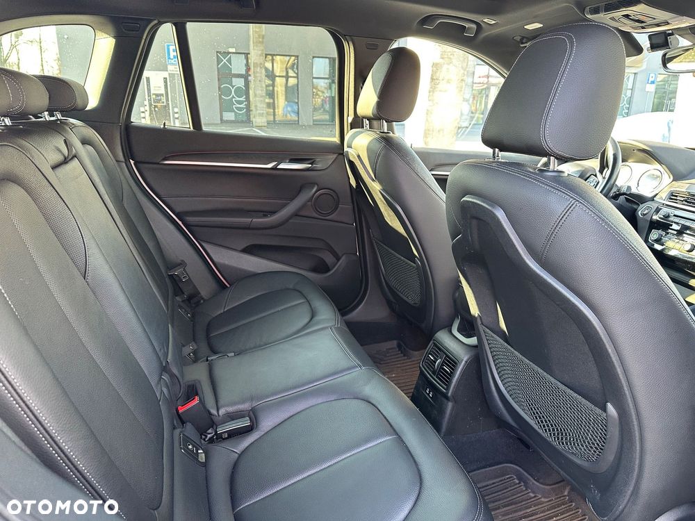 BMW X1 xDrive25i xLine - 8