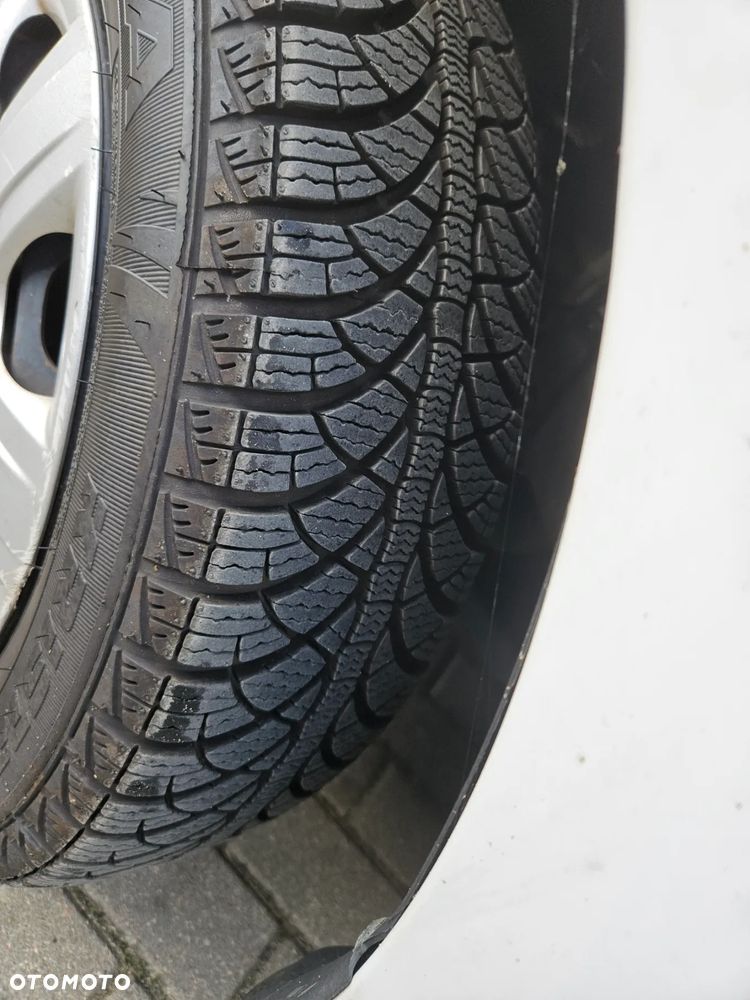 Skoda Fabia 1.4 16V Active - 12