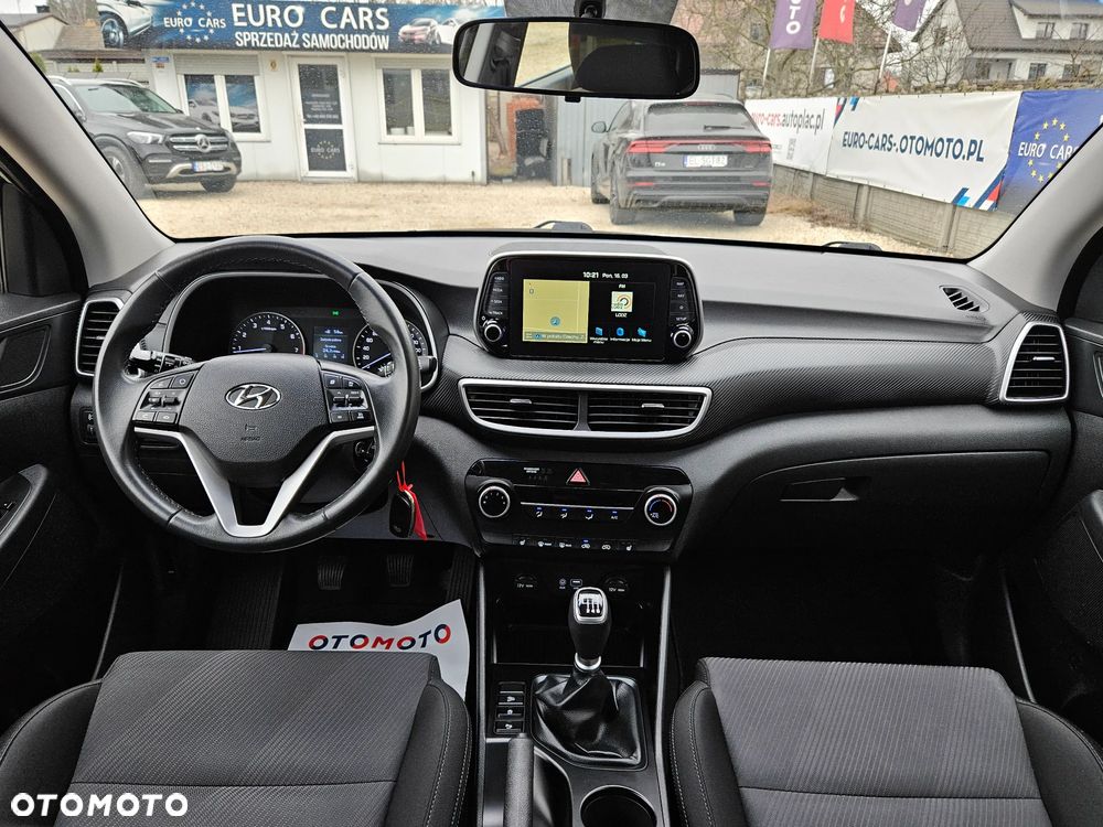 Hyundai Tucson 1.6 GDI BlueDrive Style 2WD - 24