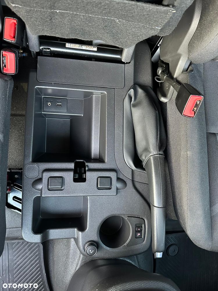 Ford Connect - 27