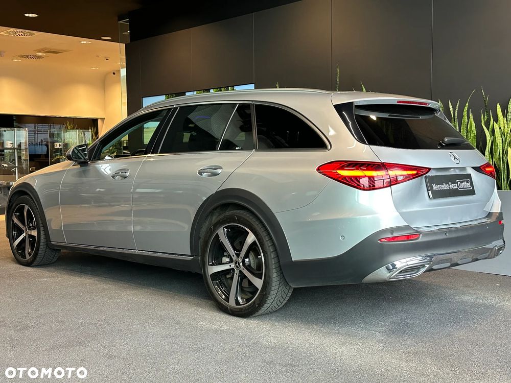 Mercedes-Benz Klasa C 220 d mHEV 4-Matic All-Terrain Avantgarde - 4
