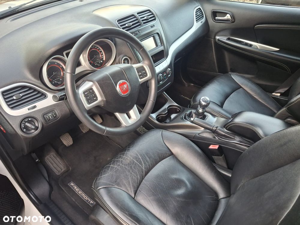 Fiat Freemont 2.0 Multijet Urban - 25