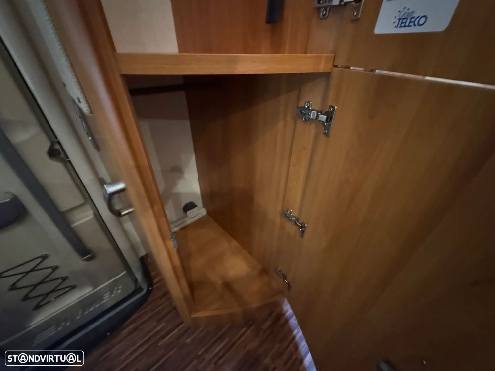 Hymer Classe B CL 654 3.0JTD - 40