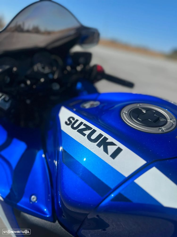 Suzuki Hayabusa 1300 SPECIAL EDITION - 15