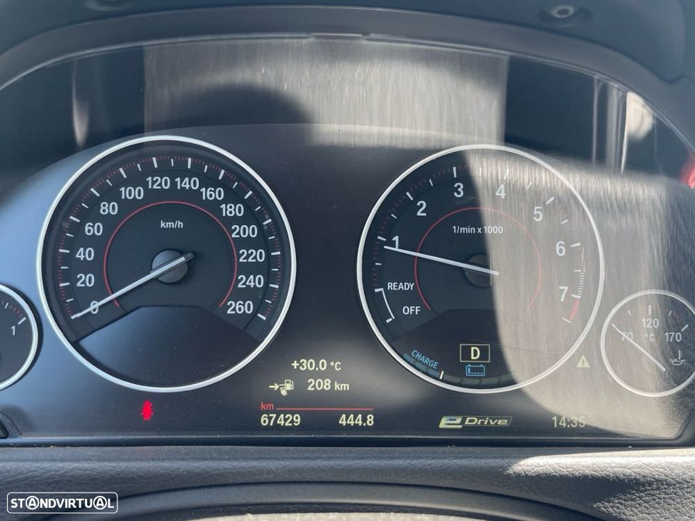 BMW 330 e iPerformance Line Sport - 3