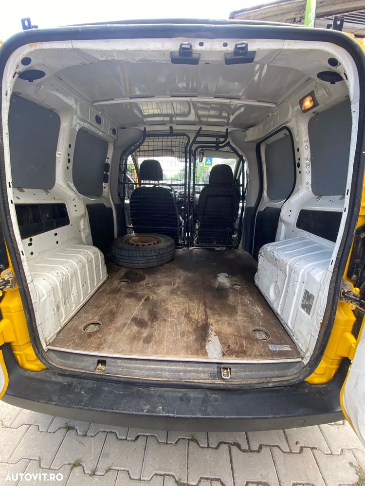 Fiat Fiorino 1.3 Multijet Van - 6
