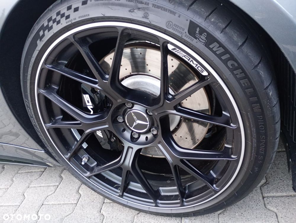 Mercedes-Benz AMG GT - 15