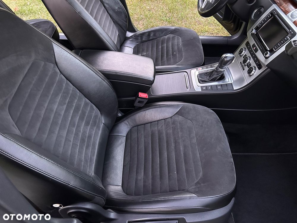 Volkswagen Passat 2.0 TDI DPF DSG Highline - 23
