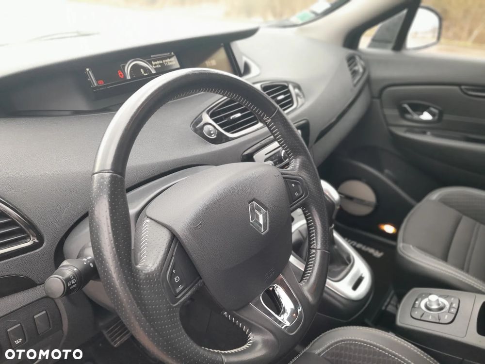 Renault Grand Scenic dCi 110 EDC Bose Edition - 20