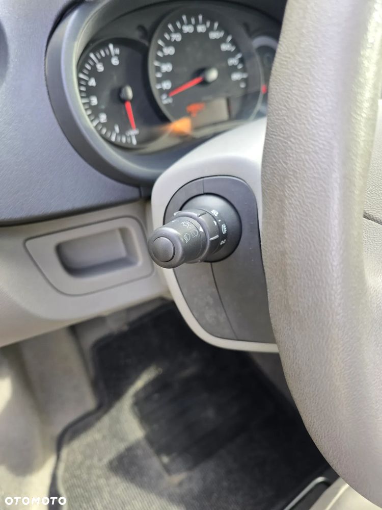 Renault Kangoo 1.6 8V Helios - 13