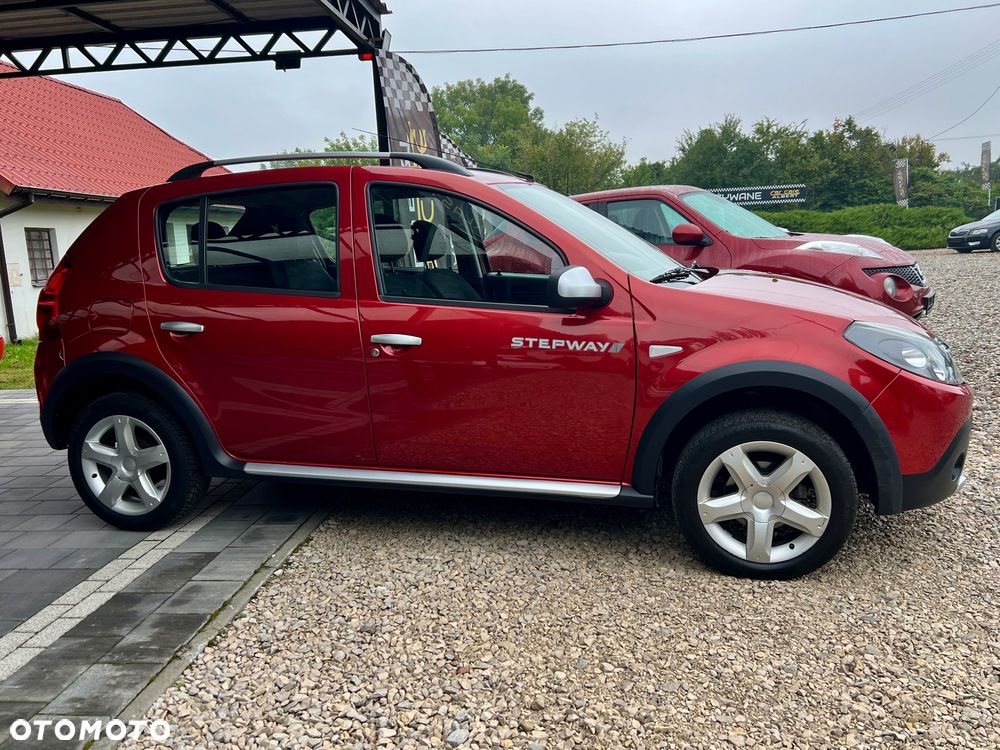 Dacia Sandero Stepway 1.6 - 9