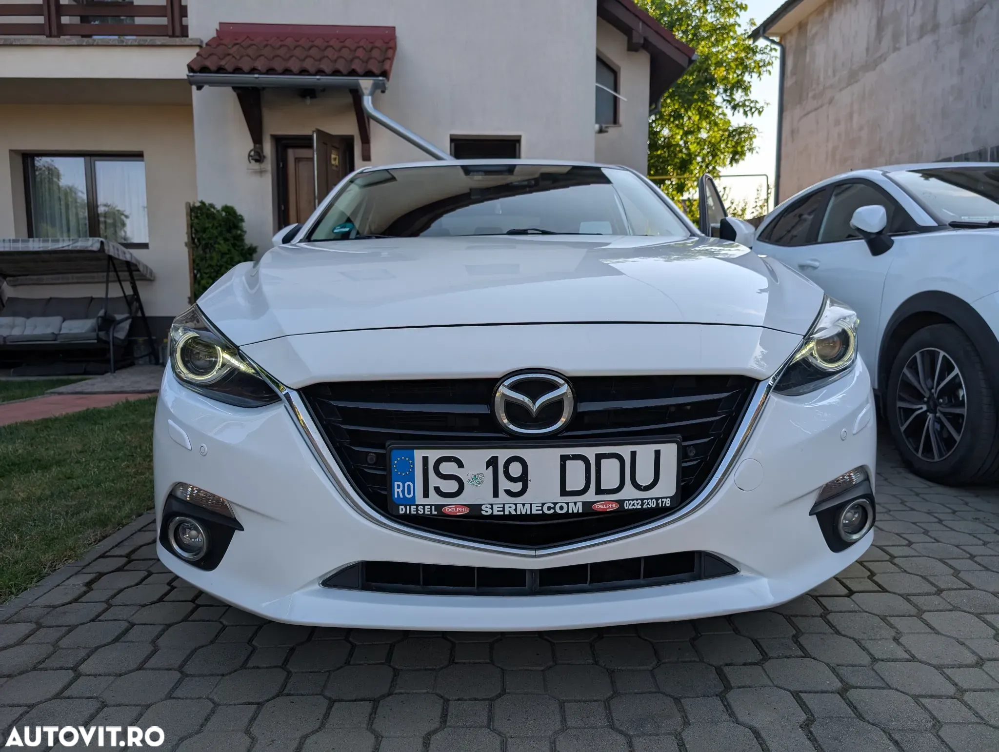 Mazda 3 G120 Revolution Top - 8