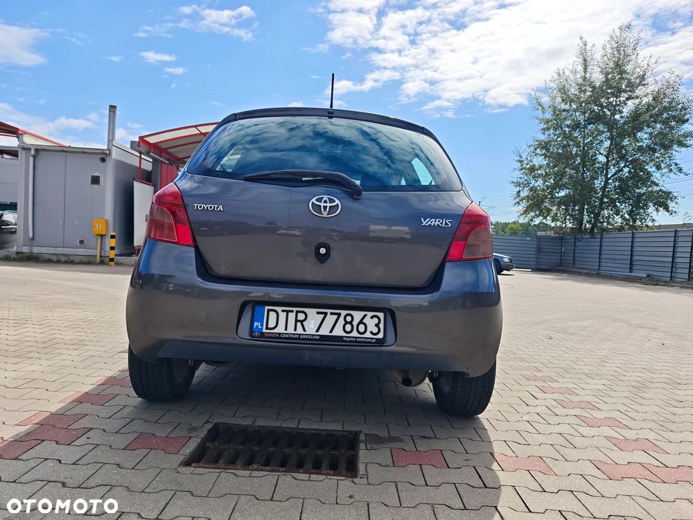 Toyota Yaris 1.0 Luna A/C - 8