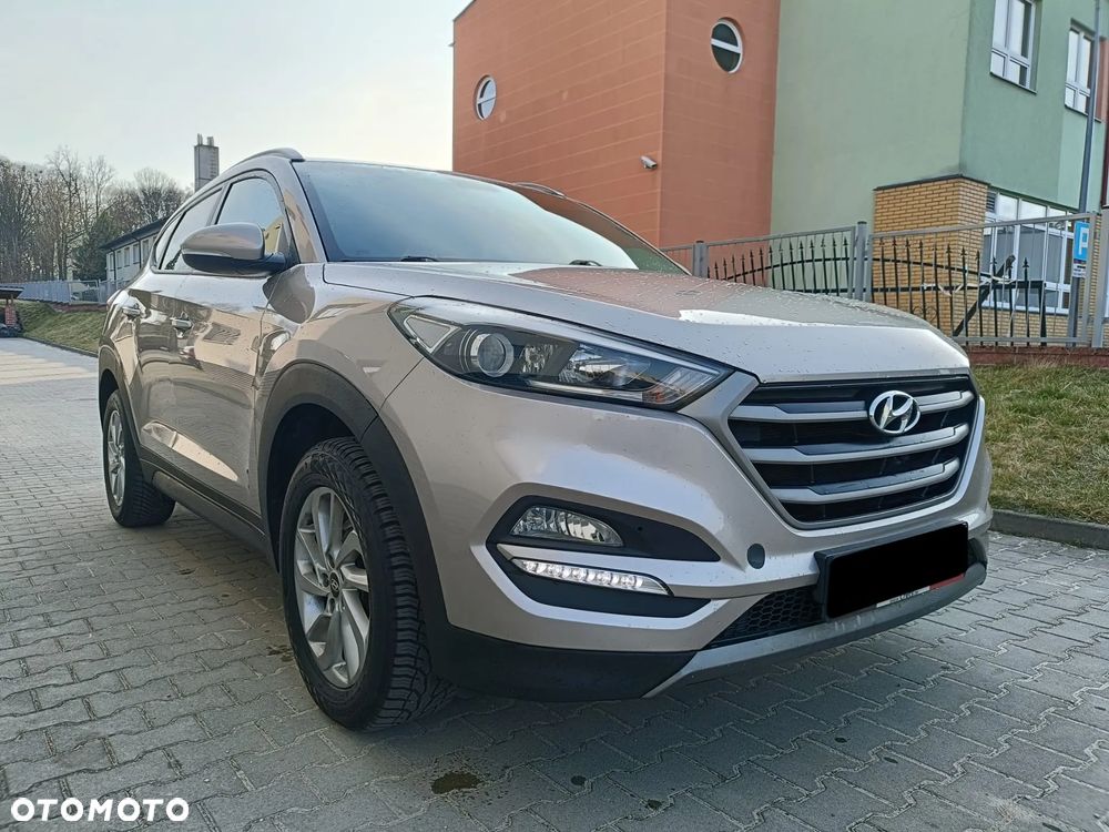 Hyundai Tucson blue 1.7 CRDi 2WD Passion Plus - 2
