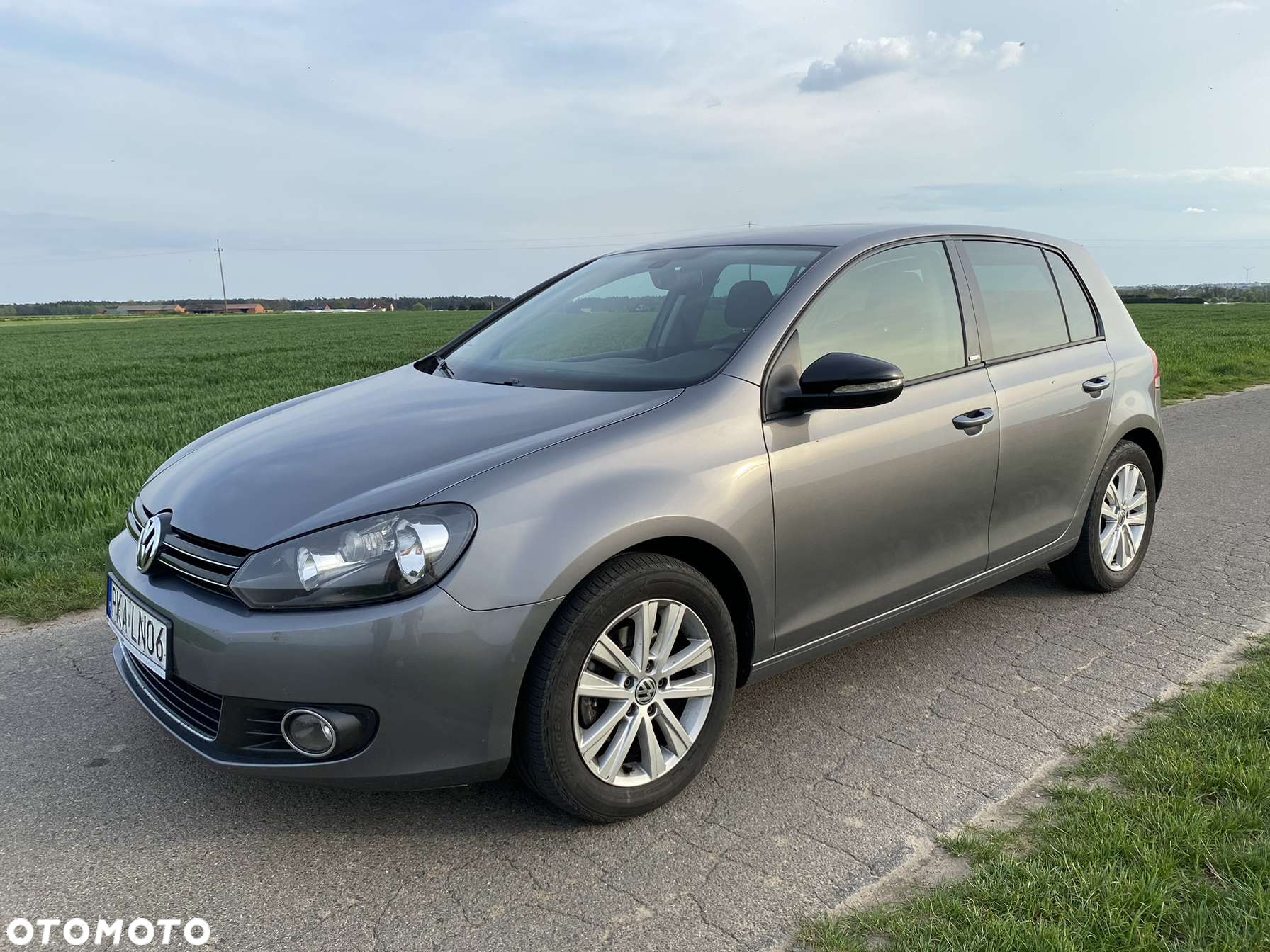 Volkswagen Golf VI 1.6 TDI Comfortline DSG - 5