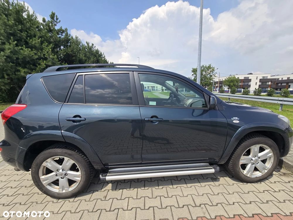 Toyota RAV4 2.2 D-4D X - 4