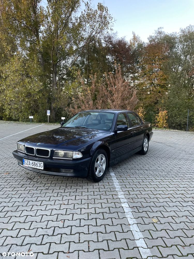 BMW Seria 7 728i L - 4